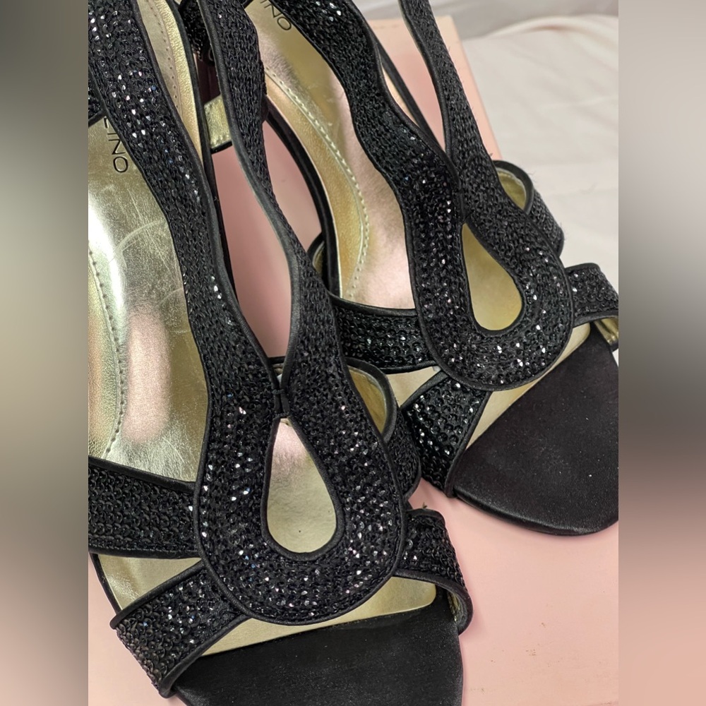 New! Stunning Bandolino Black Sequin shoes heels sz 9.5